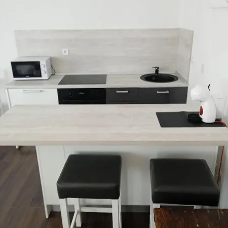 Helena Appartement *